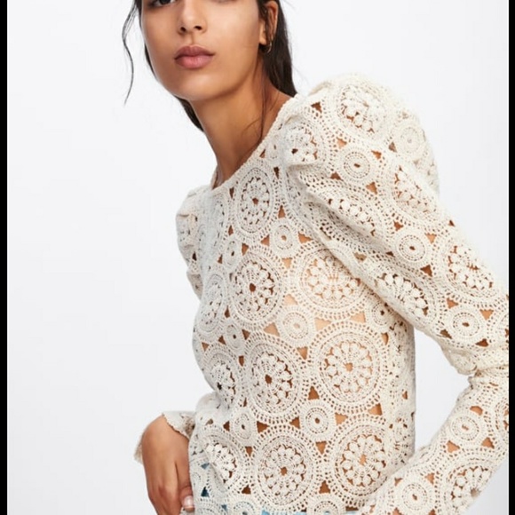 Zara crocheted textured weave balloon sleeves top - Picture 3 of 7